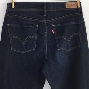 Levi’s Perfectly Slimming 512 Bootcut 8L Long Dark